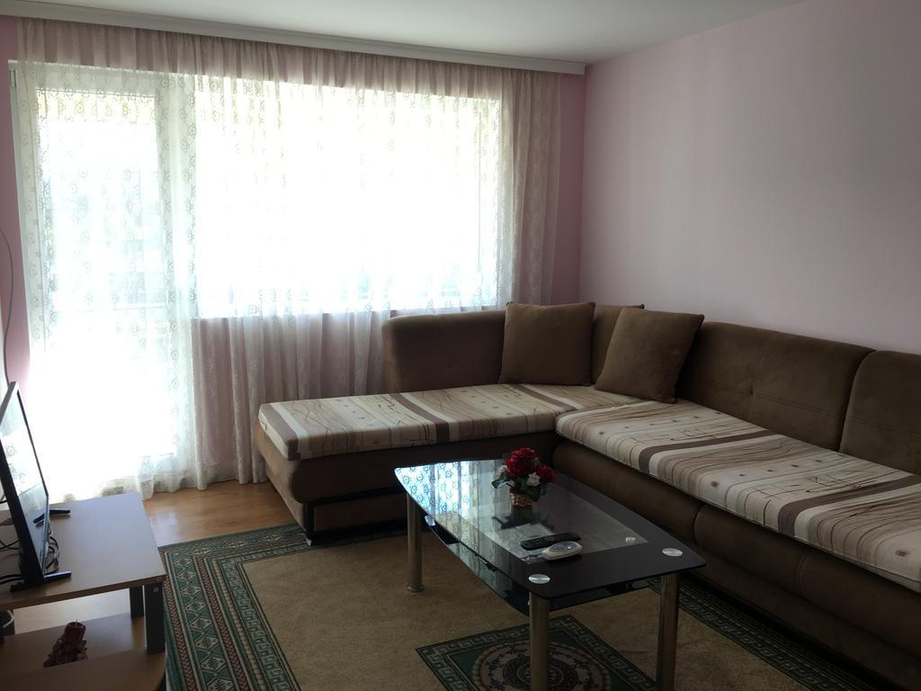 Triglav Edelweiss Guest House Pavel Banya Exterior photo